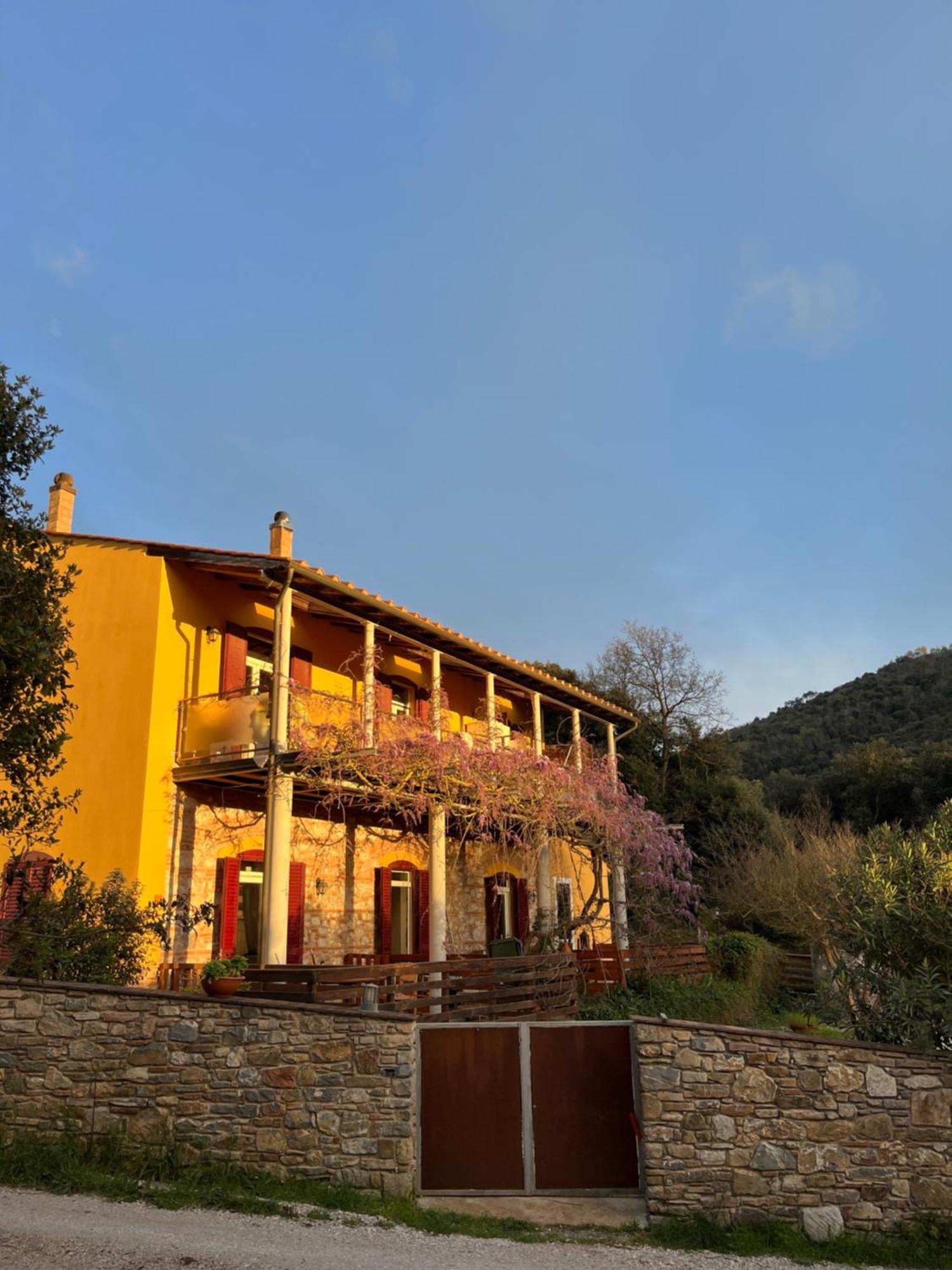 B&B La Fucinaia Pet Friendly Adults Only Campiglia Marittima Exterior foto